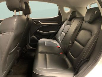 MG MG ZS 1.0 T-GDI Exclusive (111 ps) - LEATHER - BLUETOOTH - CRUISE