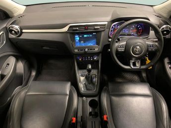 MG MG ZS 1.0 T-GDI Exclusive (111 ps) - LEATHER - BLUETOOTH - CRUISE