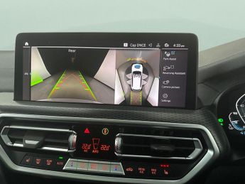 BMW iX3 80kWh M Sport Pro (286 ps) - MODEL SPECIFIC DESIGN ELEMENTS - PA