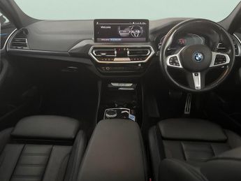 BMW iX3 80kWh M Sport Pro (286 ps) - MODEL SPECIFIC DESIGN ELEMENTS - PA