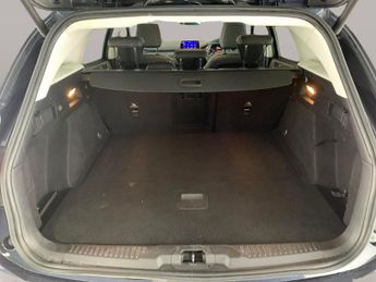 Ford Focus 1.5 EcoBlue Vignale (120 ps) - LED - REVERSE CAM - NAV