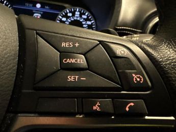Nissan Juke 1.0 DIG-T N-Connecta DCT (114 ps) - LED - REVERSE CAM - NAV