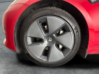 Tesla Model 3 Standard Range Plus RWD (241 bhp) - PARK ASSIST - LED - REVERSE 