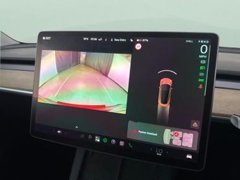 Tesla Model 3 Standard Range Plus RWD (241 bhp) - PARK ASSIST - LED - REVERSE 