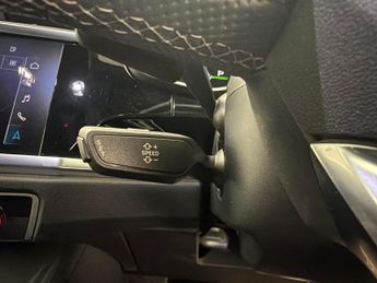 Audi Q3 1.5 TFSI CoD 35 Black Edition Sportback S Tronic (150 ps) - BLUE