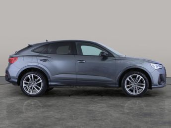 Audi Q3 1.5 TFSI CoD 35 Black Edition Sportback S Tronic (150 ps) - BLUE