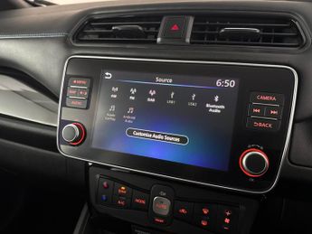 Nissan Leaf 59kWh e+ Tekna (217 ps) - LED - NAV - LANE DEPARTURE