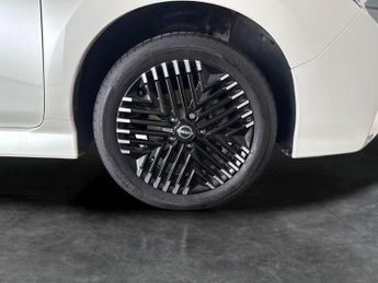 Nissan Leaf 59kWh e+ Tekna (217 ps) - LED - NAV - LANE DEPARTURE