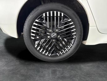 Nissan Leaf 59kWh e+ Tekna (217 ps) - LED - NAV - LANE DEPARTURE