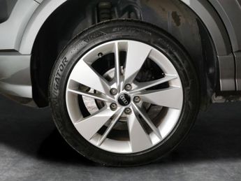 Audi Q2 1.5 TFSI CoD 35 S line S Tronic (150 ps) - CRUISE - DRIVING MODE