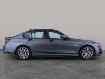 BMW 3 Series 2.0 330e 12kWh M Sport Plug-in (292 ps) - HEATED SEATS - ADAPTIV