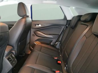 Vauxhall Grandland X 1.6 13.2kWh Ultimate Nav Plug-in 4WD 4 (300 ps) - LED - NAV