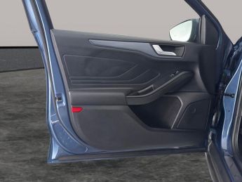 Ford Focus 1.0T EcoBoost Active X (125 ps) - LANE DEPARTURE  - BLUETOOTH - 