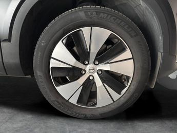 Volvo XC40 1.5h T4 Recharge 10.7kWh Core Plug-in (211 ps) - LANE DEPARTURE 