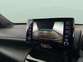 Toyota Yaris Cross 1.5 VVT-h Design E-CVT (116 ps) - LANE DEPARTURE ALERT - BLUETOO