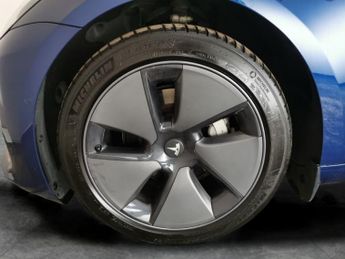 Tesla Model 3 (Dual Motor) Long Range 4WDE (346 ps) - PARK ASSIST - LED - REVE