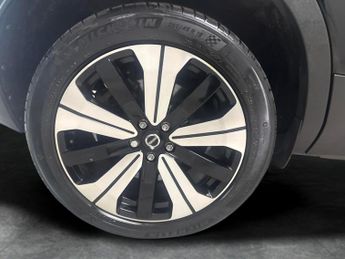 Volvo XC40 Recharge 69kWh Core (231 ps) - 19IN ALLOYS - BLUETOOTH - CRUISE