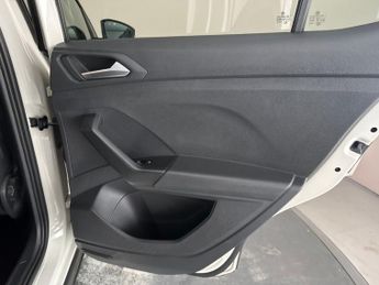 Volkswagen T-cross 1.0 TSI Black Edition DSG (110 ps) - PARK SENSORS - AIR CON - DA