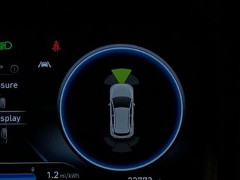 Hyundai Kona 39kWh Premium (10.5kW Charger) (136 ps) - HEATED SEATS - HEATED 