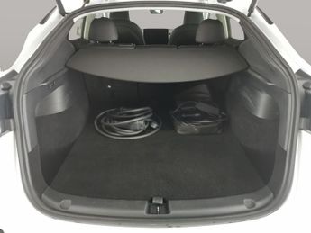 Tesla Model Y (Dual Motor) Long Range 4WDE (384 bhp) - HEATED STEERING - WIFI