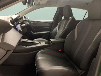 Peugeot 308 1.5 BlueHDi Allure Premium EAT (130 ps) - NAV - LANE DEPARTURE  