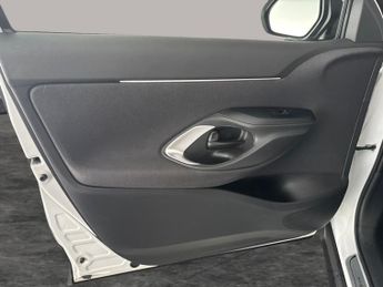Toyota Yaris Cross 1.5 VVT-h Icon E-CVT (116 ps) - LANE DEPARTURE ALERT - BLUETOOTH