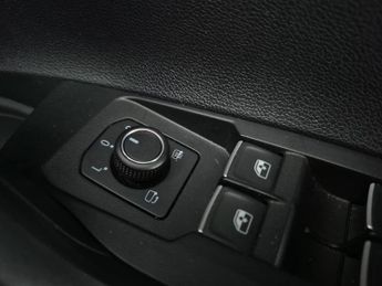 Volkswagen Polo 1.0 TSI Active DSG (95 ps) - WIFI - BLUETOOTH - CRUISE