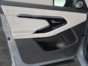 Land Rover Range Rover Evoque 2.0 D180 First Edition 4WD (180 ps) - PARK ASSIST - LED - MERIDI