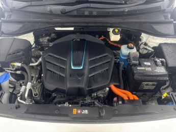 Kia Niro 64kWh 4+ (201 bhp) - HEAT AND COOL SEATS - KEYLESS ENTRY - LED