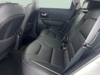 Kia Niro 64kWh 4+ (201 bhp) - HEAT AND COOL SEATS - KEYLESS ENTRY - LED
