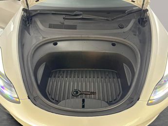 Tesla Model 3 Saloon RWD (241 bhp) - PARK ASSIST - LED - REVERSE CAM