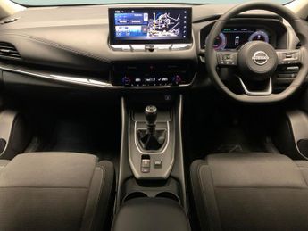 Nissan Qashqai 1.3 DiG-T MH N-Connecta [Glass Roof] 5dr - LED HEADLIGHTS - SAT 