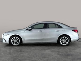 Mercedes-Benz A Class 1.3 A200 Sport (Executive) 7G-DCT (163 ps) - SELF PARK - LED - R