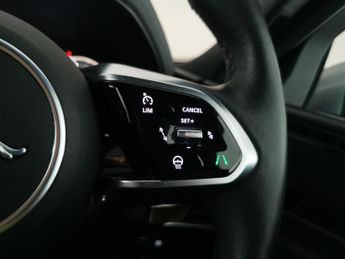 Jaguar XE 2.0 D200 MHEV R-Dynamic S (204 ps) - USB AUDIO - ELECTRONIC HAND