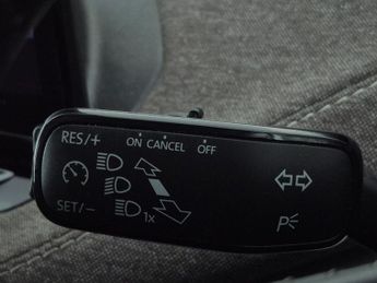 Skoda Enyaq iV 62kWh 60 (DC120kW) (179 ps) - SMARTLINK - NAV - WIFI
