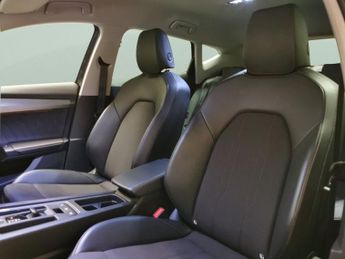 Cupra Formentor 1.4 eHybrid 12.8kWh V1 Plug-in DSG (204 ps) - KEYLESS ENTRY - LE