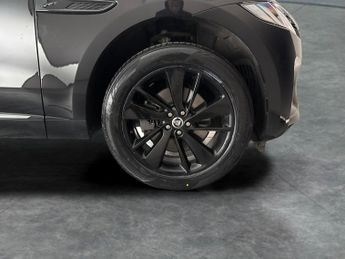 Jaguar F-PACE 2.0 D200 MHEV R-Dynamic SE Black AWD (204 ps) - CARPLAY - KEYLES