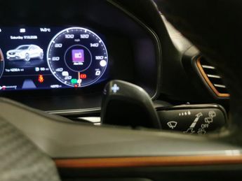 Cupra Formentor 1.5 TSI V1 DSG (150 ps) ADAPTIVE CRUISE - APPLE CARPLAY - SAT NA