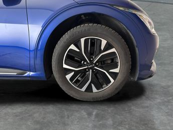 Kia Ev6 77.4kWh GT-Line (225 bhp) - HEATED STEERING - LANE DEPARTURE 