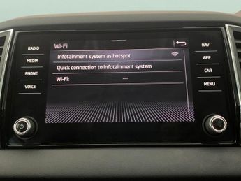 Skoda Karoq 1.5 TSI ACT SE L DSG (150 ps) - SMARTLINK - REVERSE CAM - NAV