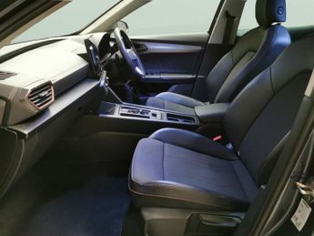 Cupra Formentor 1.4 eHybrid 12.8kWh V1 Plug-in DSG (204 ps) - KEYLESS ENTRY - LE