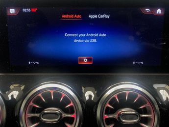 Mercedes-Benz GLA 1.3 GLA250e 15.6kWh AMG Line (Executive) Plug-in 8G-DCT (218 ps)