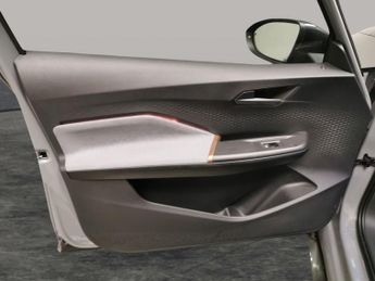 Cupra Born e-Boost 77kWh V3 (4 Seat) (230 ps) - WIRELESS CHARGER - CLIMATE 