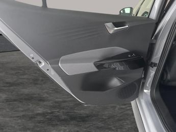 Volkswagen ID.3 Pro 58kWh Life (145 ps) - BLUETOOTH - PARK SENSORS - DAB