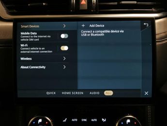 Jaguar F-PACE 3.0 D300 MHEV R-Dynamic SE AWD (300 ps) - HEATED STEERING - WIFI