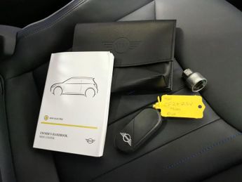 Mini Electric Cooper SE 54.2kWh Exclusive (218 ps) - DRIVING ASSISTANT - PARK ASSIST