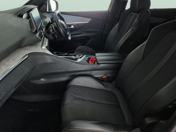 Peugeot 5008 1.2 PureTech GT EAT (130 ps) - NAV - LANE DEPARTURE  - SUNBLINDS