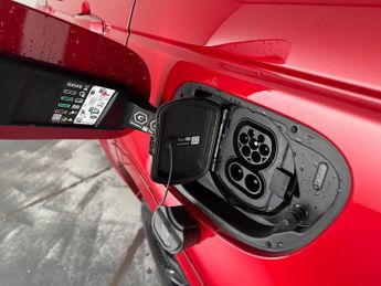 Land Rover Discovery Sport 1.5 P300e 12.2kWh R-Dynamic SE Plug-in 4WD (309 ps) - CARPLAY