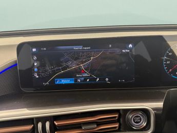 Mercedes-Benz EQC EQC 400 80kWh AMG Line 4MATIC (408 ps) - HEATED LEATHER - COMFOR