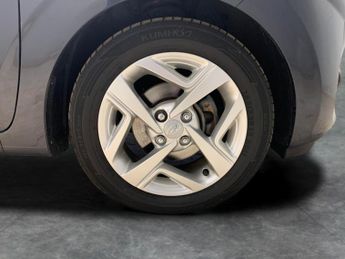 Hyundai i10 1.0 SE Connect (67 ps) - CRUISE - AIR CON - DAB